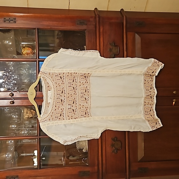 Johnny Was Tops - Johnny Was Boho Lace Peacock Embroidered Top Bertie Cupra Crinkle Blouse